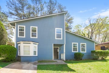 2215 Fairway Circle SW Atlanta, GA 30331